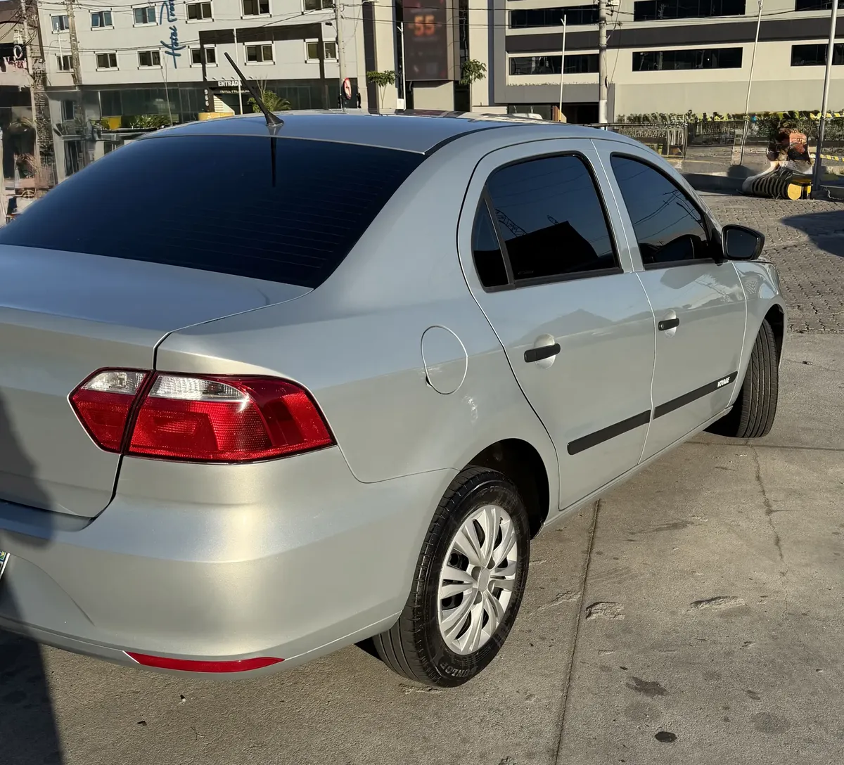 Volkswagen Voyage 2015 1.0 Comfortline Total Flex 4p — foto 3