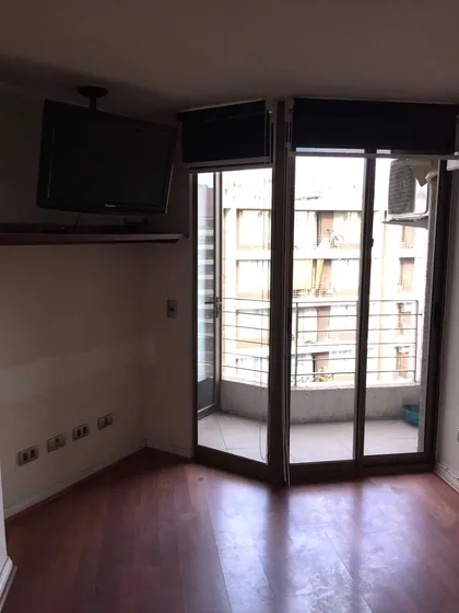 Se Vende Dpto En Almirante Latorre Con Gorbea (89335)