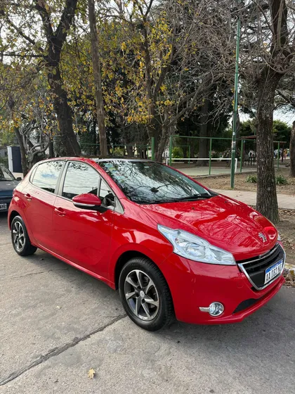 Peugeot 208 1.6 Allure Nav Tiptronic