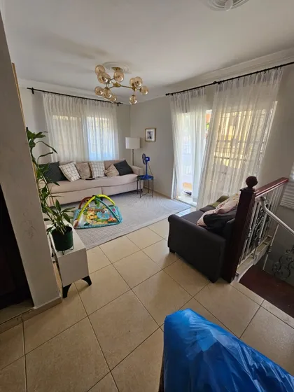 Apartamento En Colina De Los Ríos Primer Piso 