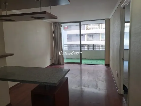 Departamento En Arriendo Metro Santa Ana En Santiago