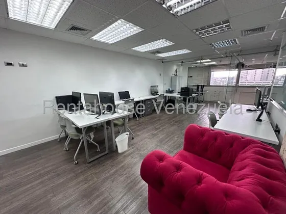 Local Comercial En Venta Chuao Mls #25-8150 Kn