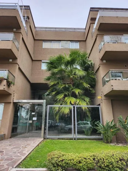 Departamento De Categoría - 3 Amb. C/cochera-villa Sarmiento