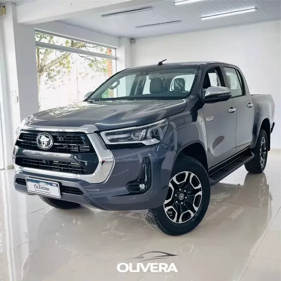 Toyota Hilux Srv Plus