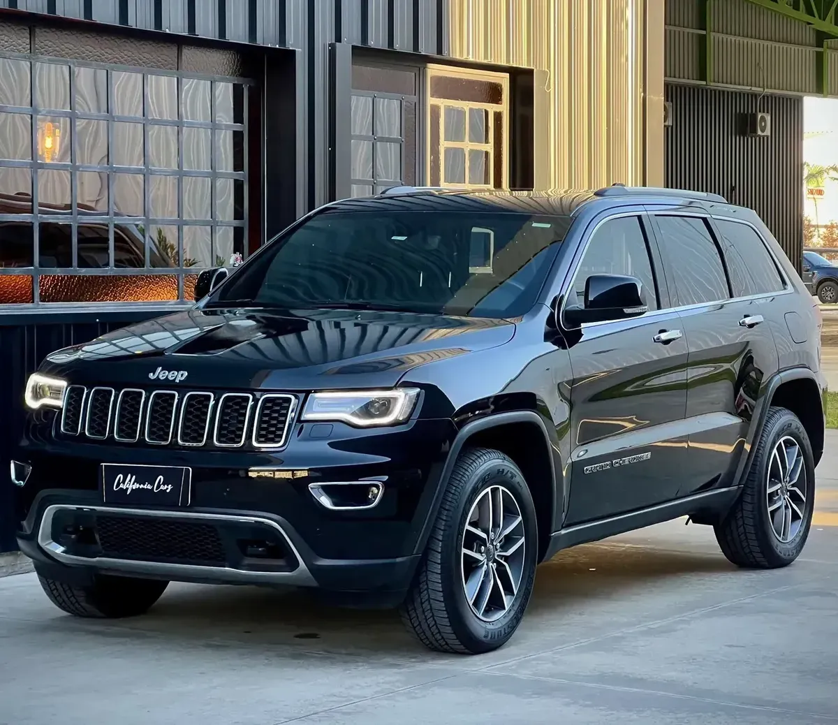 Jeep Grand Cherokee 3.6 Limited 286 hp Panoramic Roof + 18" Alloy Wheels
