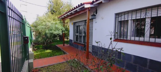 Venta Casa Lavallol Capitan Moyano 900