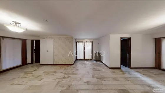 Venta Casa En  5 Ambientes Parque Luro
