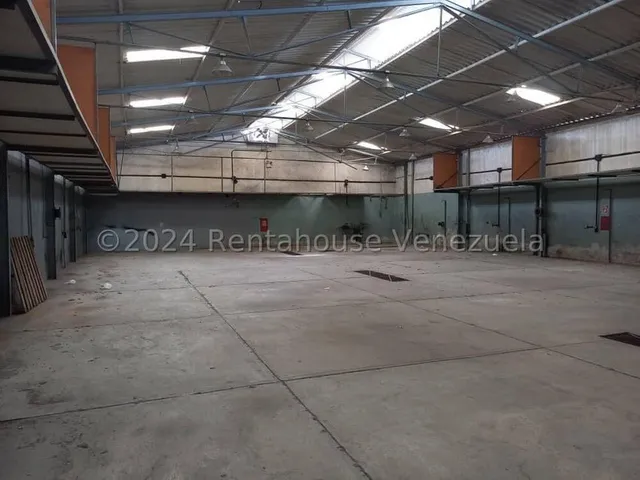 Galpones En Alquiler En El Centro De Barquisimeto Estado Lara Cod. 25-1758 Nd