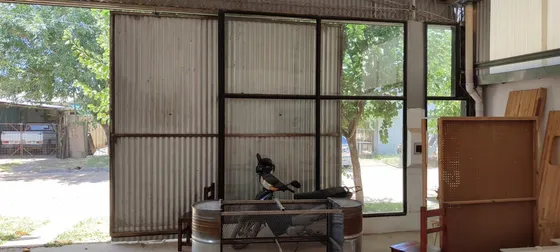 Venta En San Jose - Casa Con Galpon Comercial
