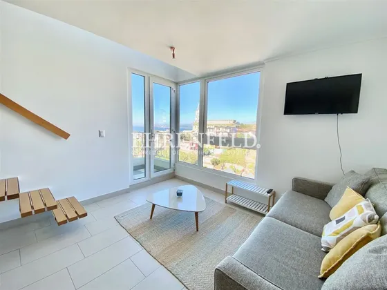 Cerro Yungay, Valparaíso. Loft Con Vista A La Bahía.