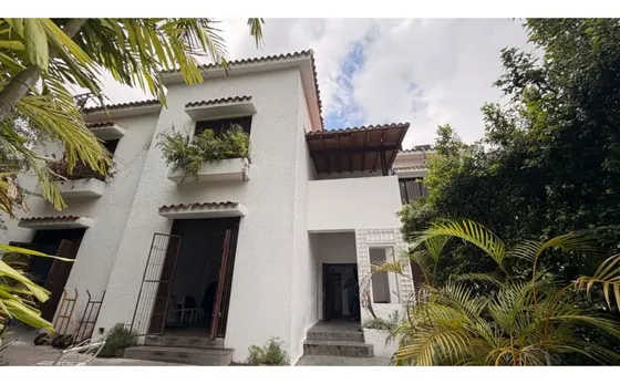 Casa Comercial En Alta Florida Venta Y Alquiler 699m2