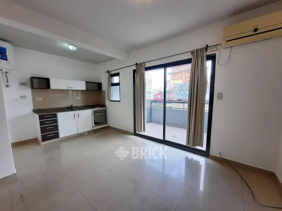Gascon Y Av. Cordoba - Frente 38 M2 Impec Baulera Balcon Todo Sol