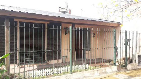 Casa En Venta Luis Guillon !! Apto Credito Oportunidad