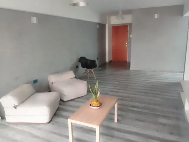 Apartamento De Oportunidad En Colinas De Bello Monte