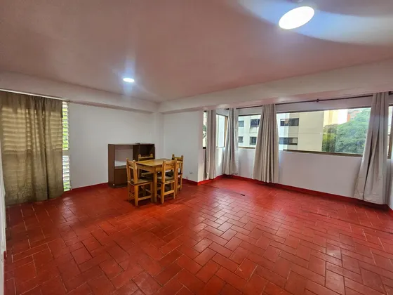 Apartamento En Alquiler. La Florida (solo Clientes)