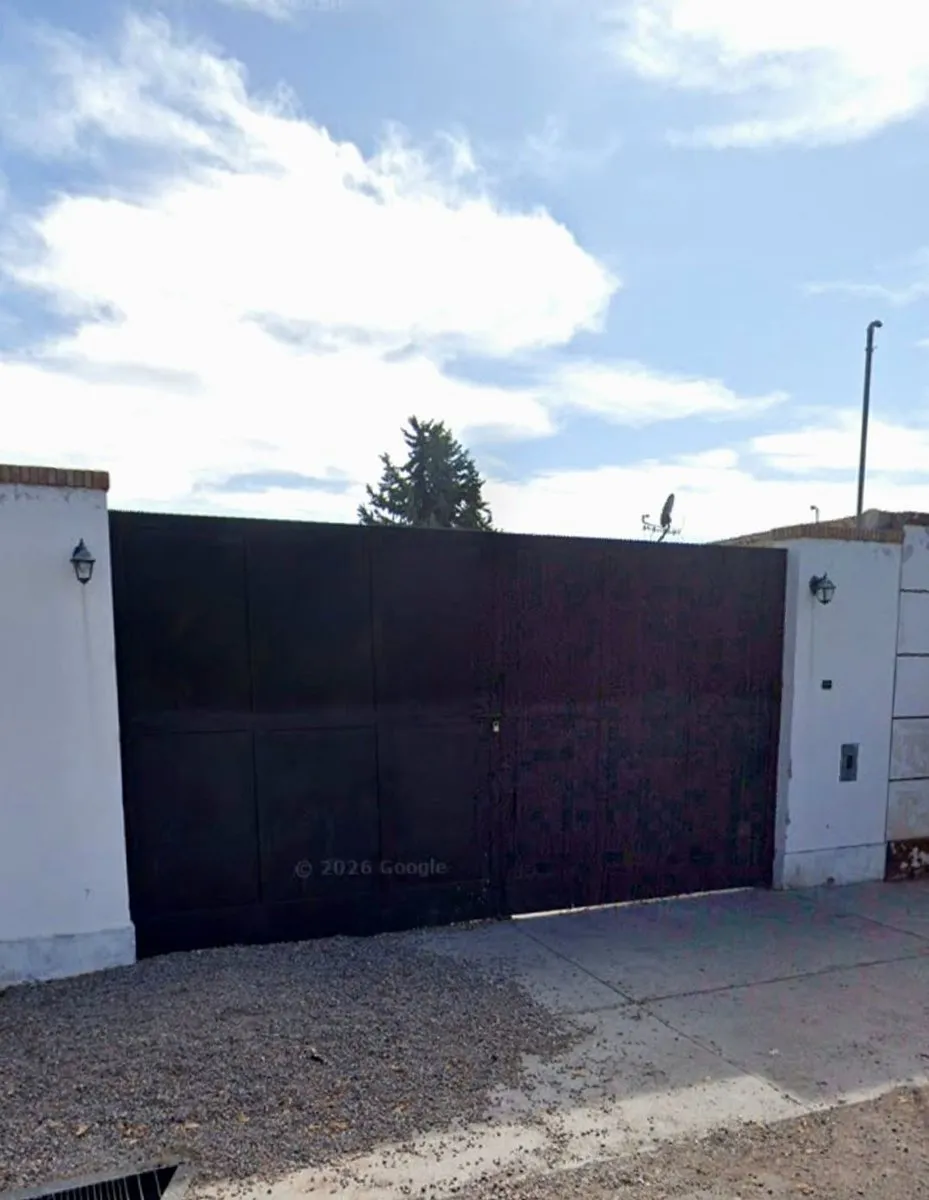 Alquiler De Terreno Frente Al Parque Ferri - Luján