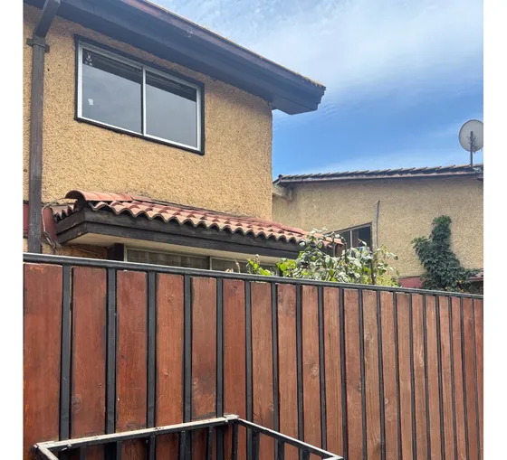 Casa Excetente Ubicacion 5 Dormitorios Pasaje 