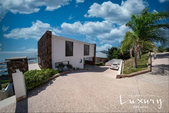 Casa/venta/piriápolis/playa/puerto/bajó Precio/trophy Asset