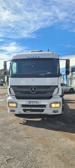 Mercedes Benz