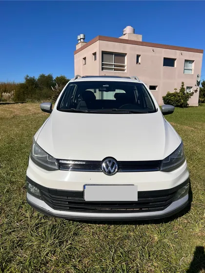 Volkswagen Suran 1.6 Highline Msi 110cv