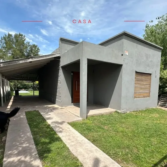 Casa A La Venta En Calle Ecuador 540 (barrio Las Violetas) 