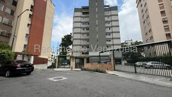 Apartamento En Venta En Colinas De Bello Monte Lj 27-5402