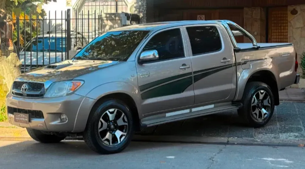 Toyota Hilux Pick-Up 3.0 I Srv Cab Doble 4x2 (2009)