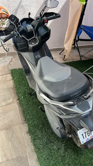 Maxi Scooter