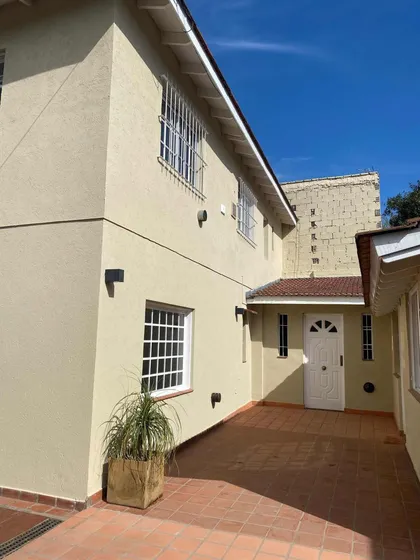Casa En Venta - 3 Dormitorios 2 Baños - Pablo Nogues