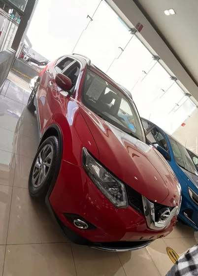 Nissan X-trail 2.5 Advance 2 Row Cvt
