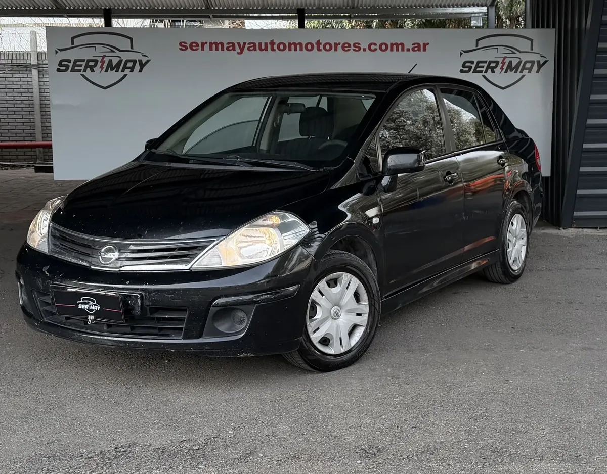 Nissan Tiida Visia