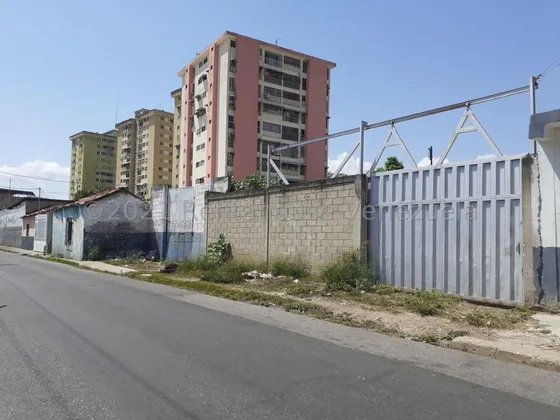 Excelente Terreno En Venta Sector Centro Turmero, Edo. Aragua. 25-15321 Mv