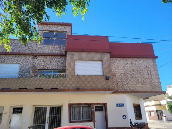 Jean Jaures - Dr. Crotti Ph Al Fte Bcons.3.drio - Bño Compl. + Terraz Ppia.