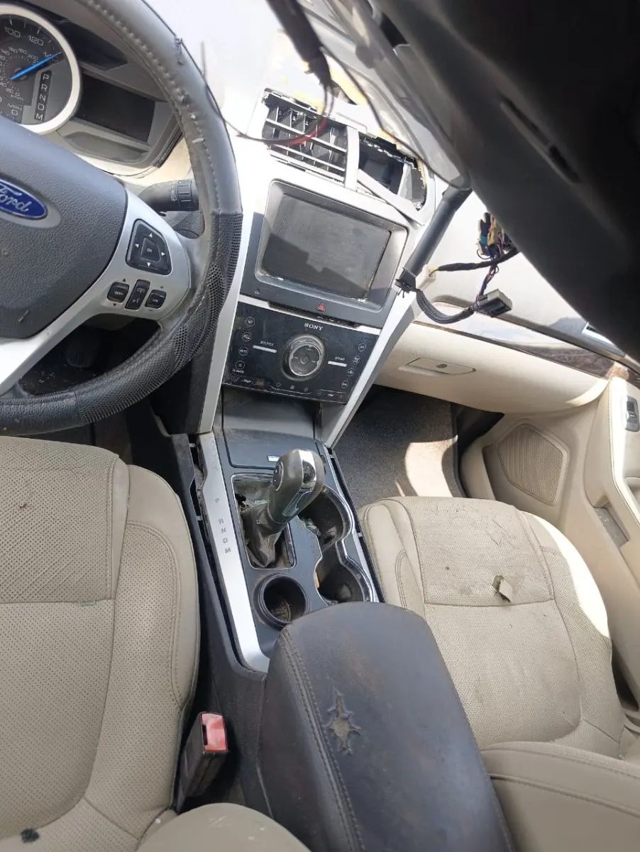 Ford Explorer 3.5 Limited Mt410091882524846085
