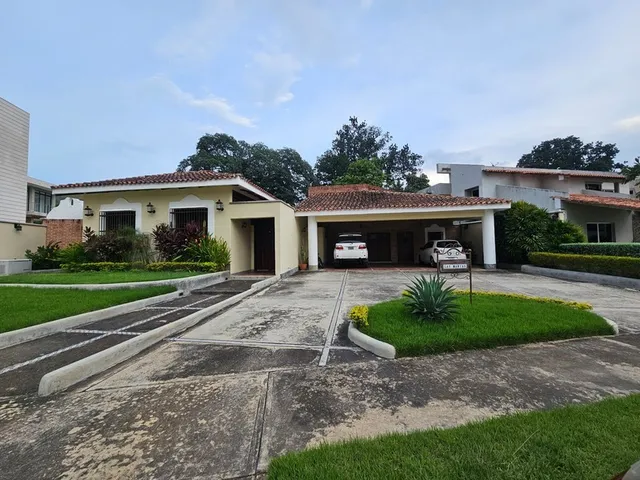 Casa En Venta Urbanizacion Villas De San Diego Country Club San Diego Carabobo. St