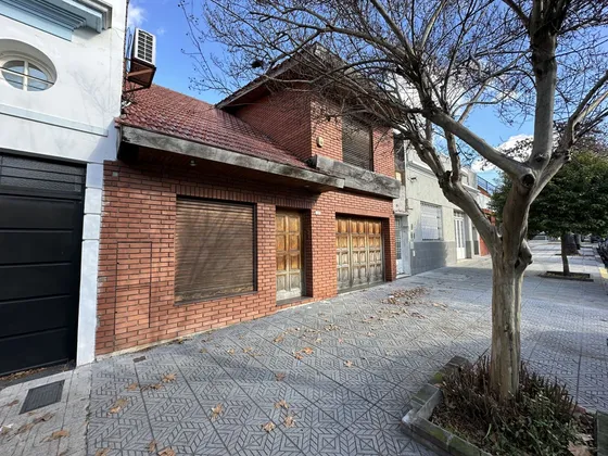 Casa En Venta En Mataderos