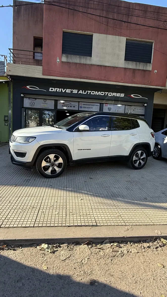 Jeep Compass 2.4 Longitude Plus 4X45546776842371174419
