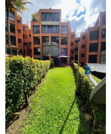 Town House En Venta En La Boyera