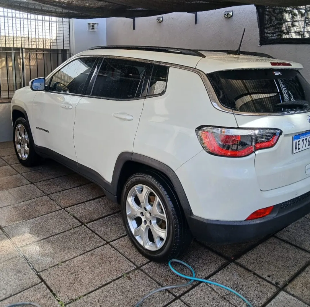 Jeep Compass 2.4 Longitude527040684009738244