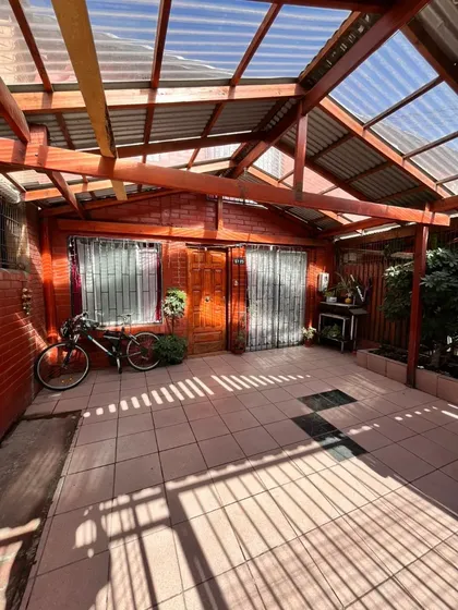 Amplia Casa En Venta 