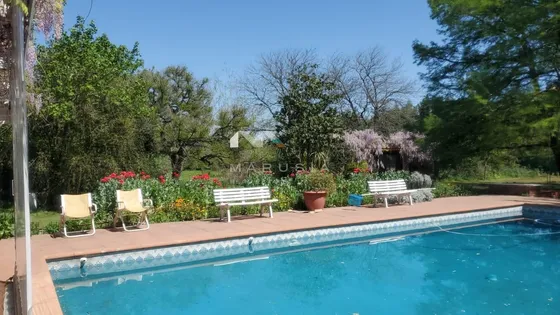 Fracción Con Excelente Casa En Venta En General Rodríguez,  G.b.a. Zona Oeste