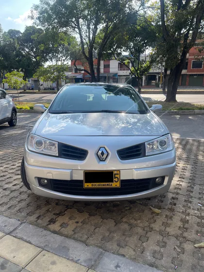 Renault Megane 2 2.0 Dynamique Fase 2 Hb