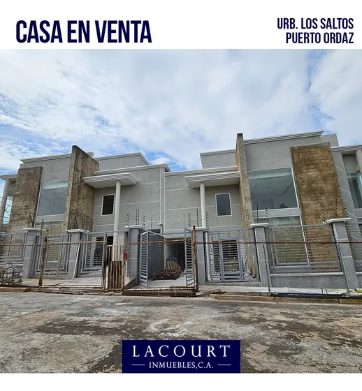 En Venta. Hermosa Casa De 4 Niveles Ubicada En La Urb. Los Saltos #vl
