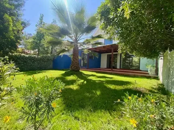 Comisión Rebajada! - Casa Recien Remodelada
