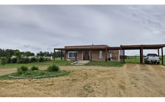 Vende Chacra 3 Héctareas Con Excelente Casa - Atlantida
