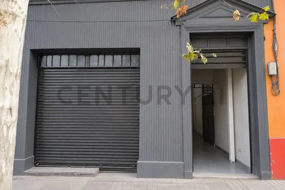 Se Arrienda Local Comercial En Santiago