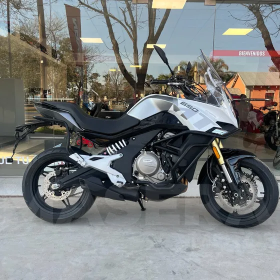 Cf 650mt - 650 Mt - 0km - Mod 2024 - Sin Maletas!