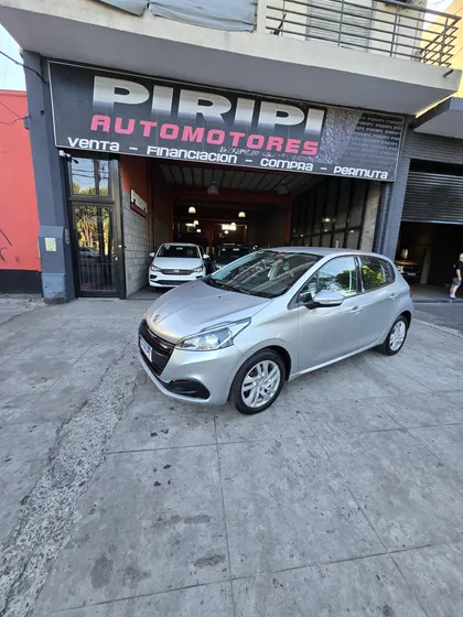 Peugeot 208 1.5 Active