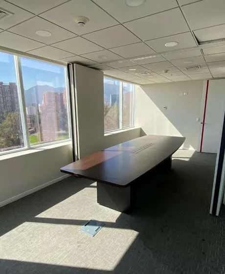 Excelente Oficina En Nueva Las Condes