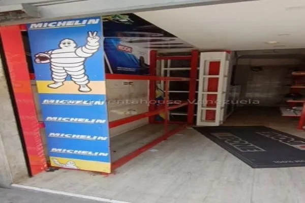 Jg Cod Flex 23-28843  Se Alquila Estupendo Local A Pie De Calle En Chacao 
